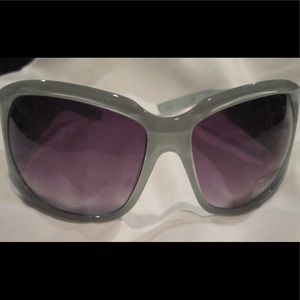 Wide Cherry 🍒 Design Frames Smoke Lens Sun…